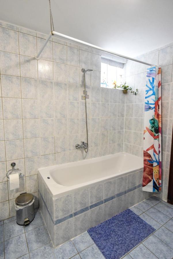 Anemos Old Town Apartment Кавала Екстер'єр фото
